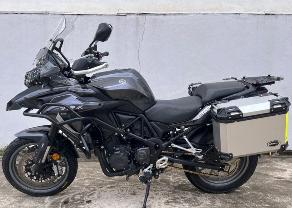2021 Benelli TRK 502 LE LIKE NEW（ TRK502 Versys )