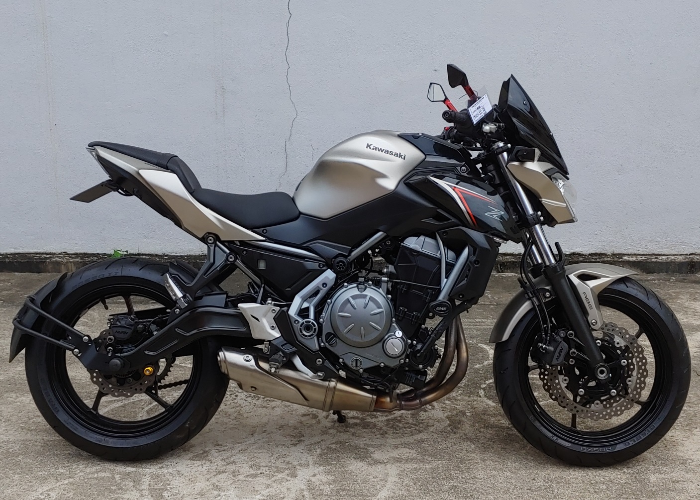 2019 – Kawasaki Z650 ( z 650 Mt Ninja Versys ）